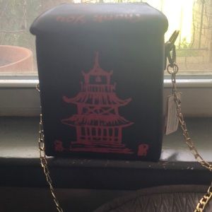 Super cute 🥡 to go box purse